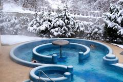 Visegrád, Węgry, hotel Thermal Visegrád, basen z atrakcjami zimą